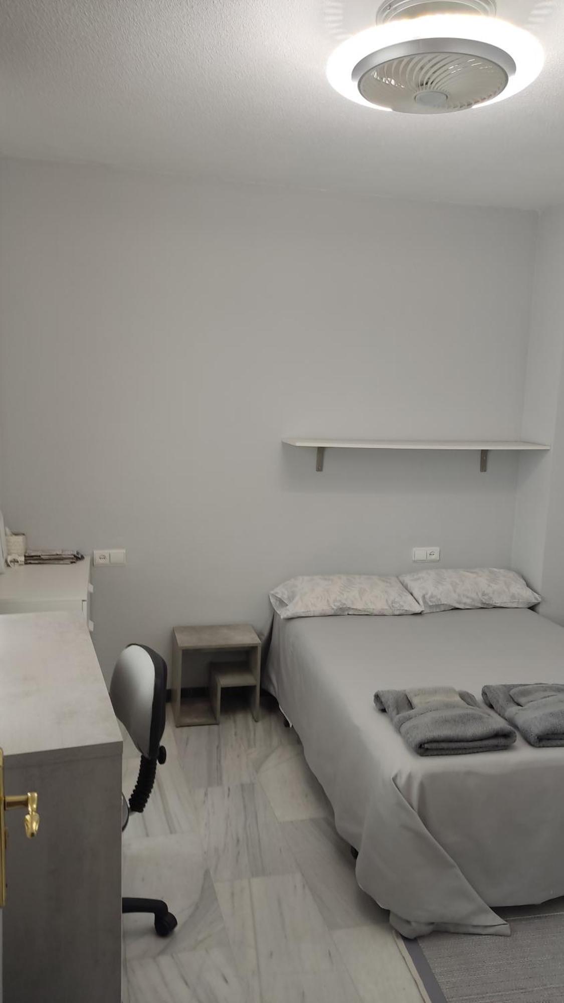 Habitación doble con baño privado Córdova Exterior foto